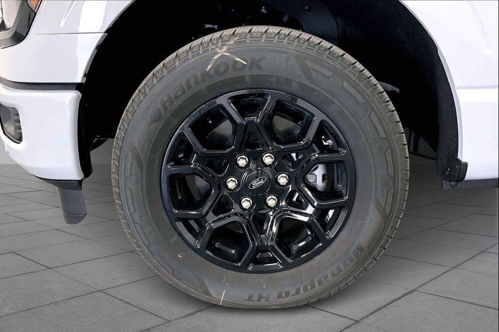 new 2025 Ford F-150 car, priced at $47,385