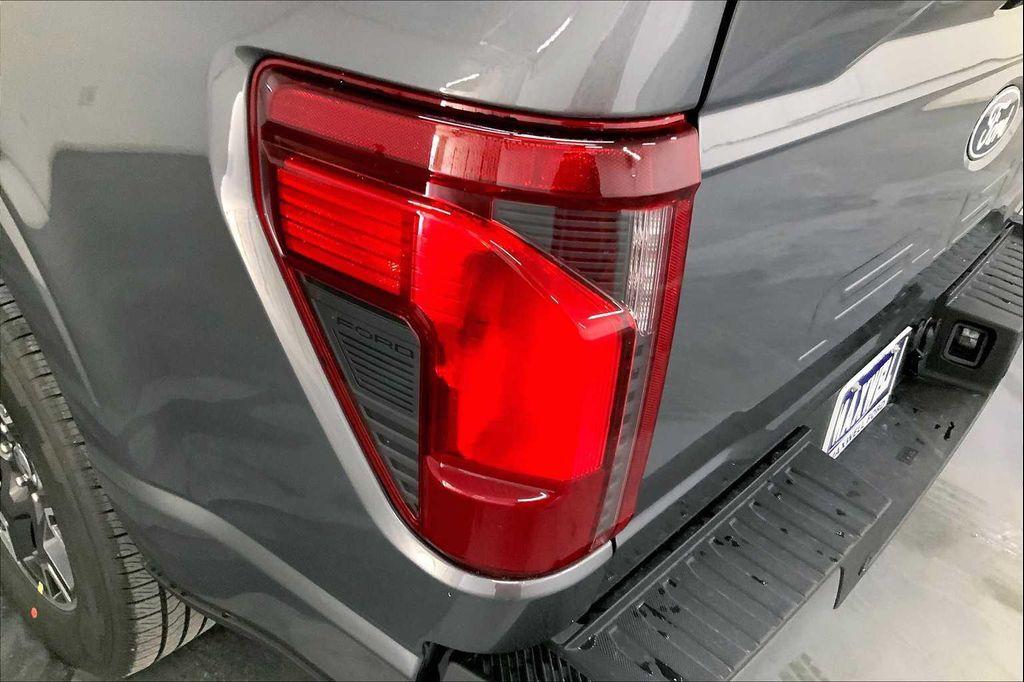 new 2025 Ford F-150 car, priced at $40,678