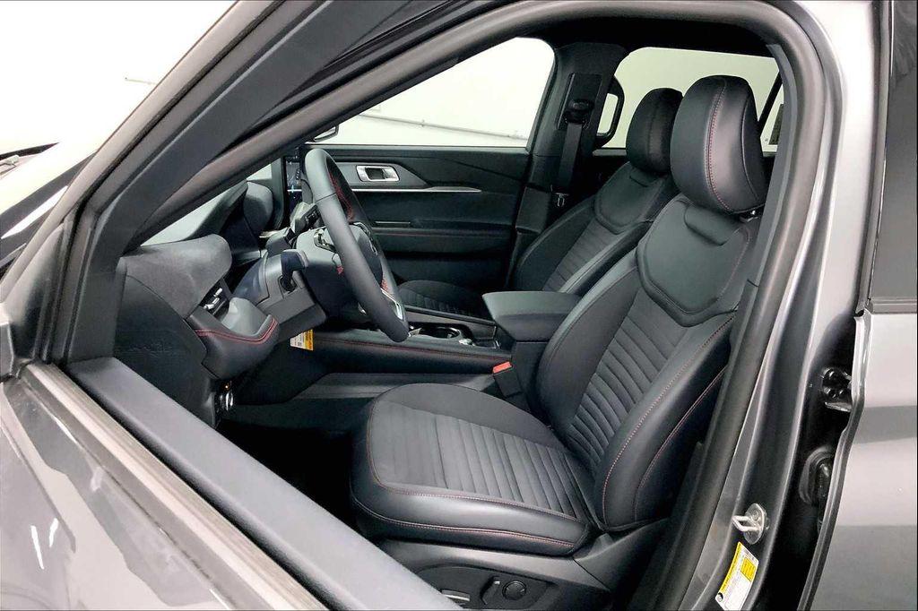 new 2025 Ford Explorer car, priced at $48,080