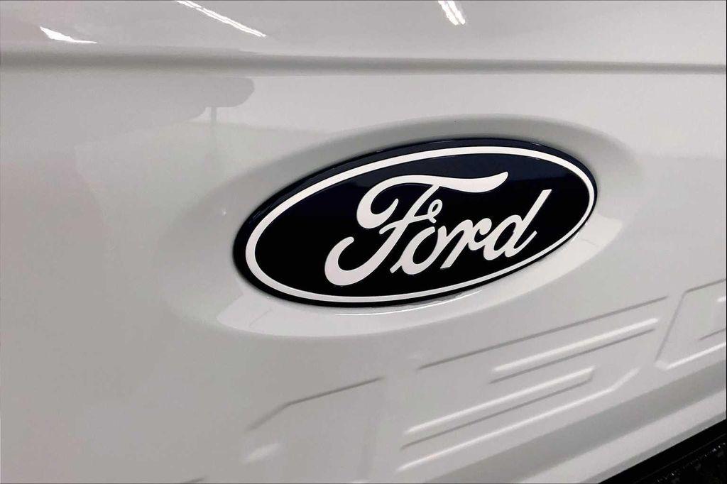 new 2025 Ford F-150 car, priced at $42,958
