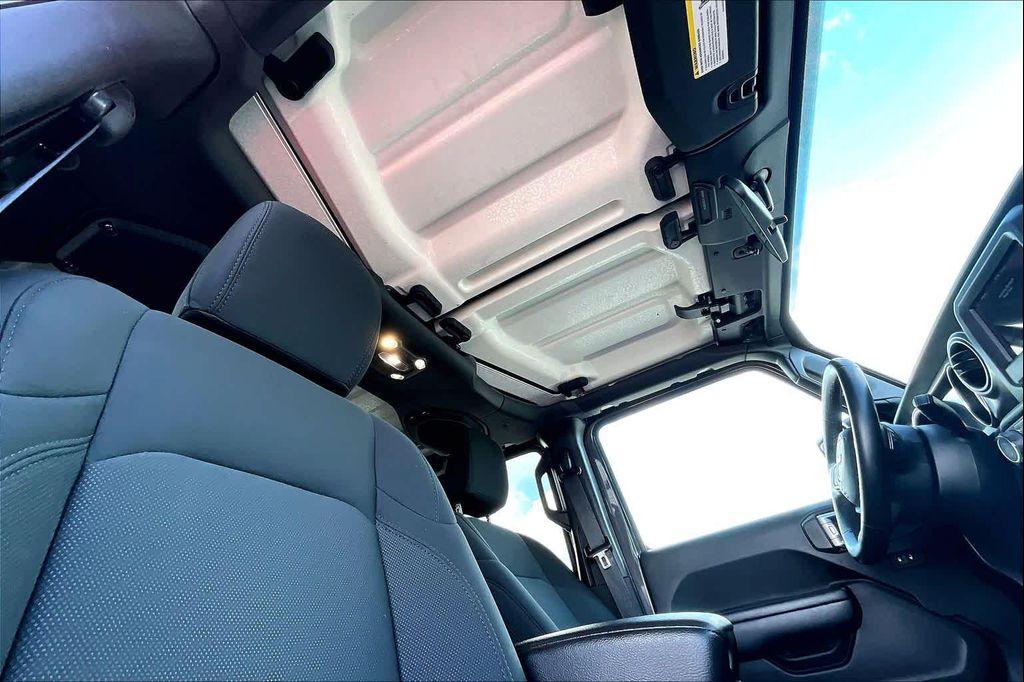 used 2020 Jeep Wrangler Unlimited car, priced at $23,575