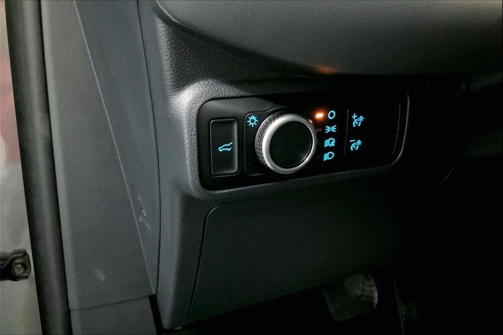 new 2025 Ford Explorer car, priced at $36,864