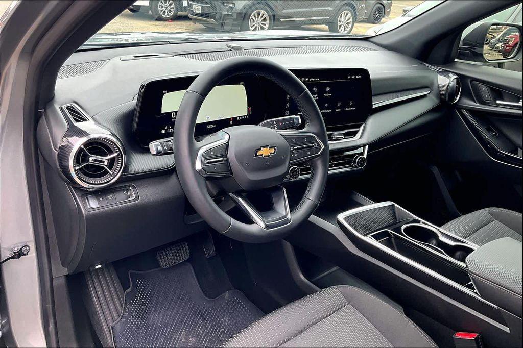 used 2025 Chevrolet Equinox car, priced at $25,971