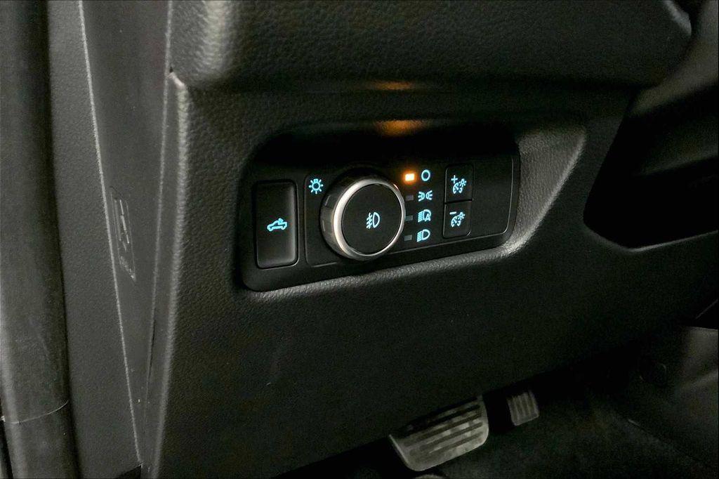 new 2025 Ford Ranger car, priced at $37,850