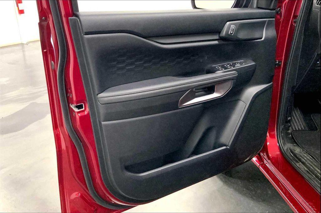 new 2025 Ford Ranger car, priced at $37,850