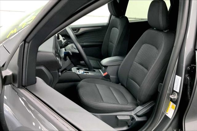 new 2025 Ford Escape car, priced at $31,050