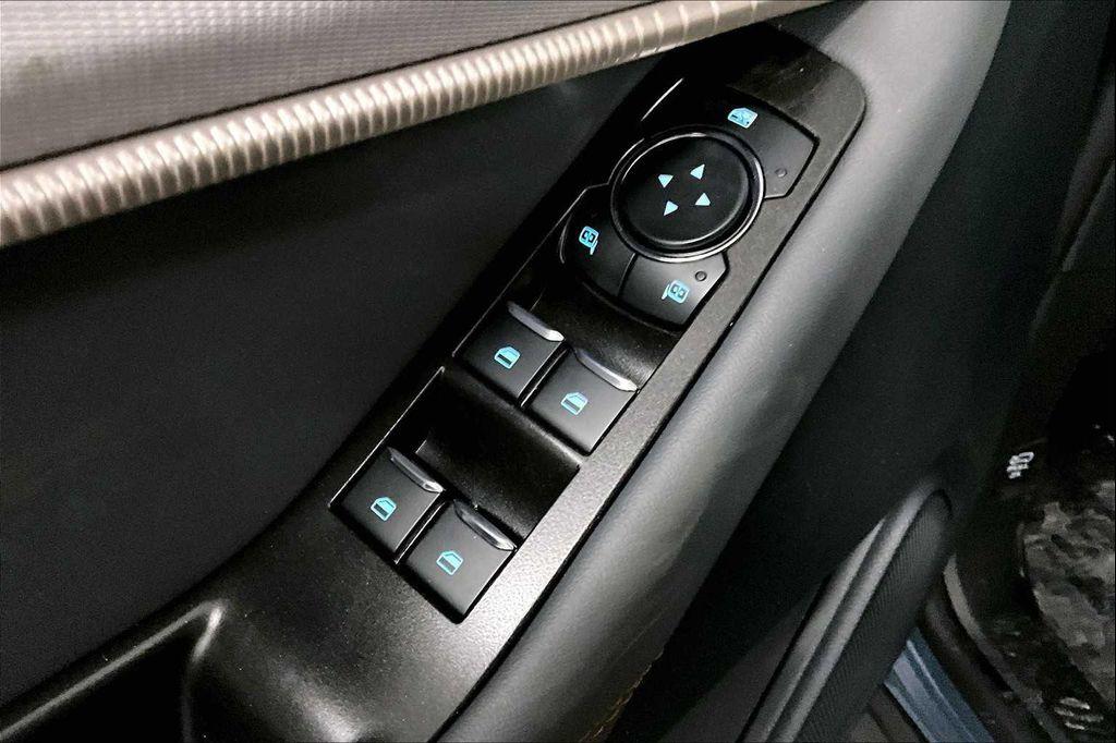 new 2025 Ford Explorer car, priced at $37,288