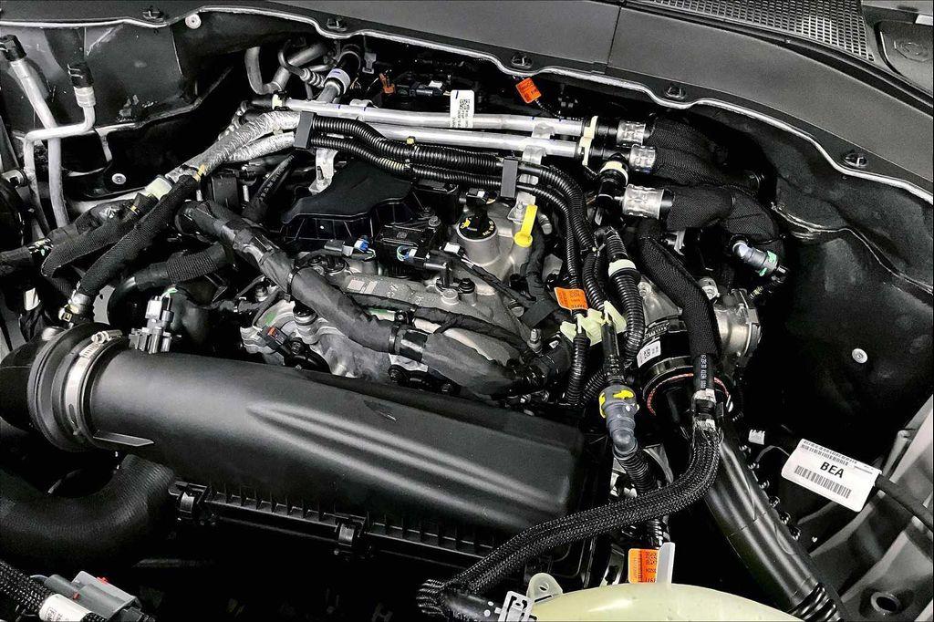 new 2025 Ford Explorer car, priced at $37,288