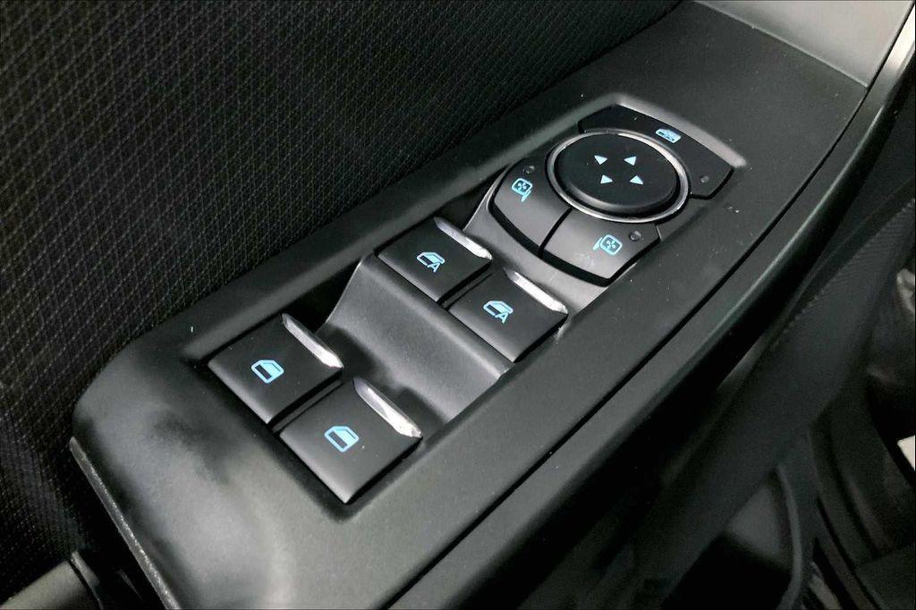 new 2025 Ford F-150 car, priced at $43,042