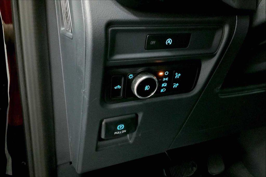 new 2025 Ford F-150 car, priced at $43,042