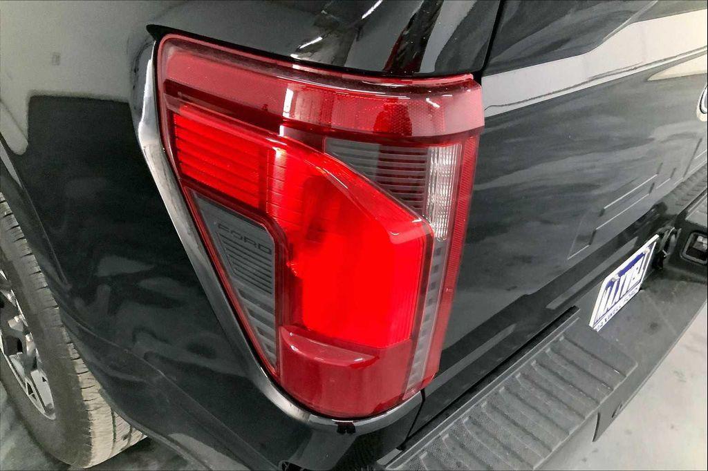 new 2025 Ford F-150 car, priced at $43,042