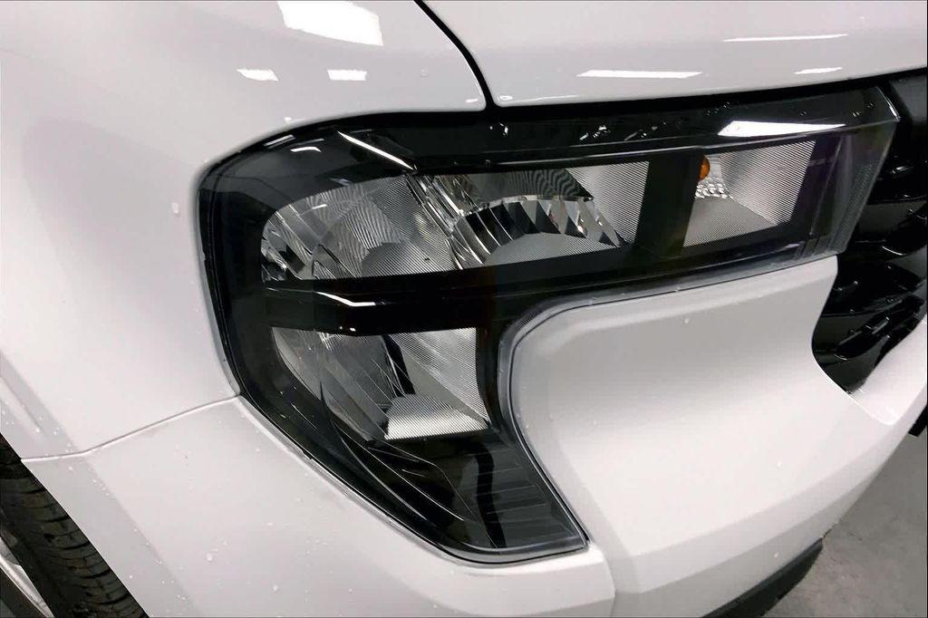 new 2025 Ford Maverick car, priced at $28,366