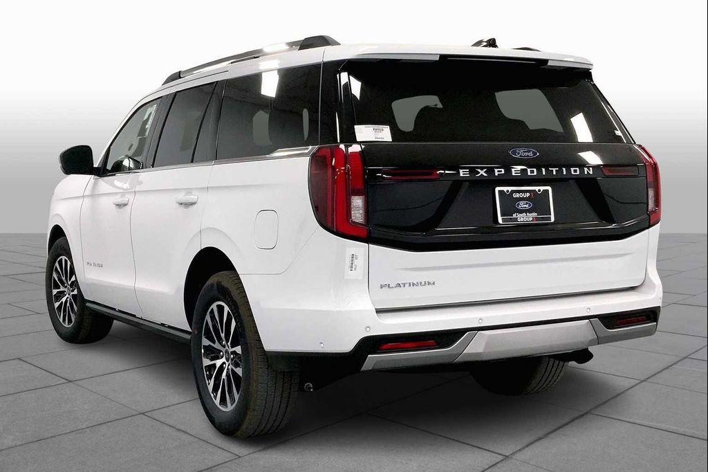 new 2025 Ford Expedition car, priced at $76,945