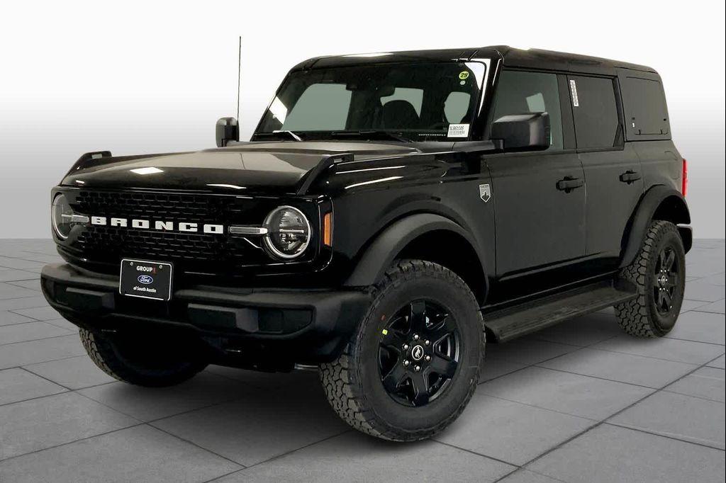 new 2025 Ford Bronco car, priced at $47,660