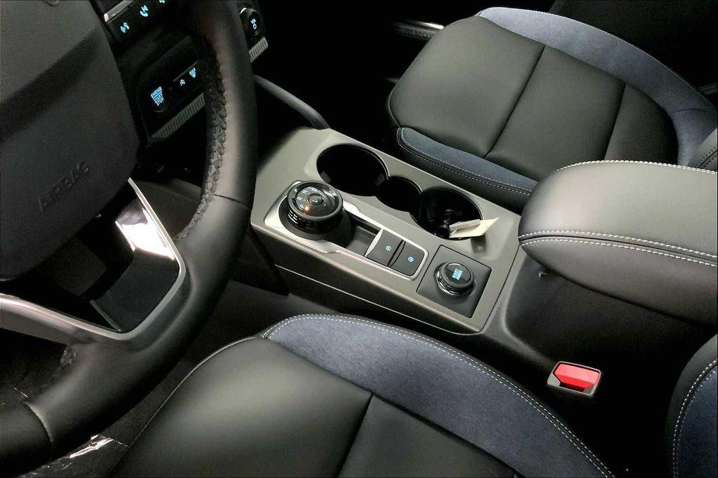 new 2025 Ford Bronco Sport car, priced at $34,394