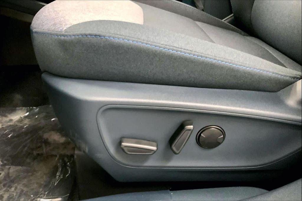 new 2025 Ford Maverick car, priced at $33,454