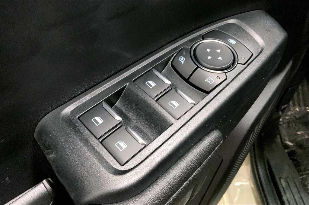 new 2025 Ford Ranger car, priced at $33,585