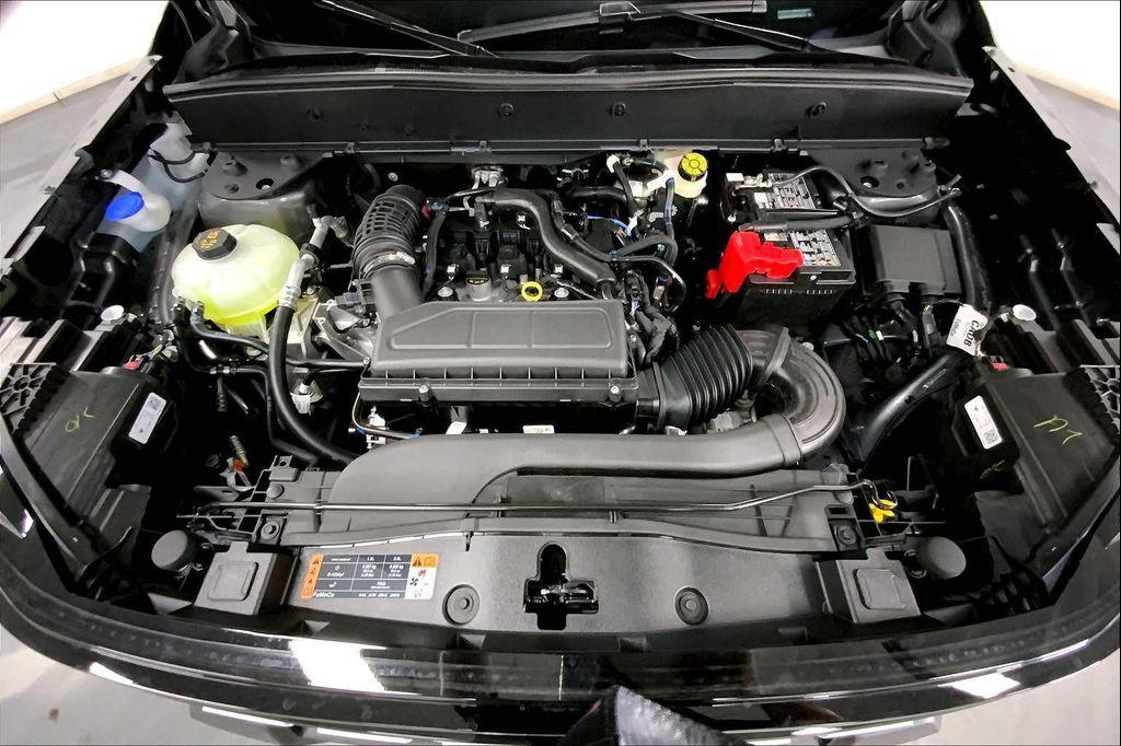 new 2025 Ford Bronco Sport car, priced at $33,396