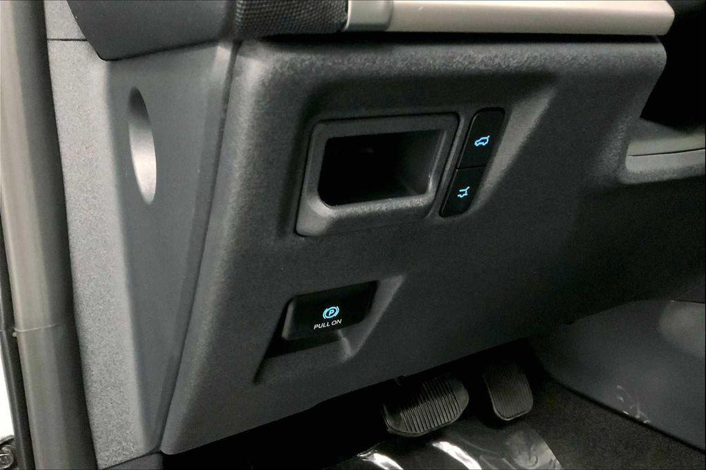 new 2025 Ford Expedition car, priced at $69,345