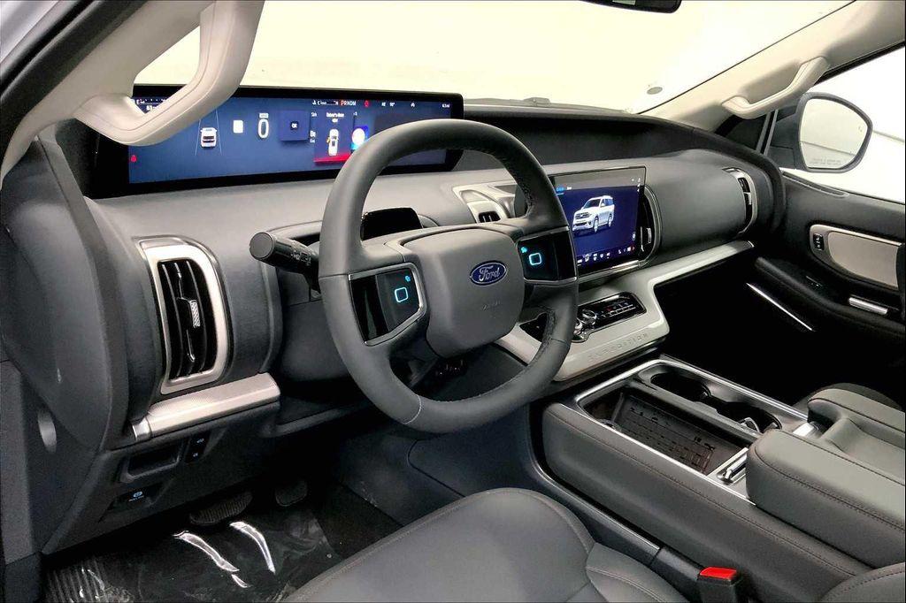 new 2025 Ford Expedition car, priced at $69,345