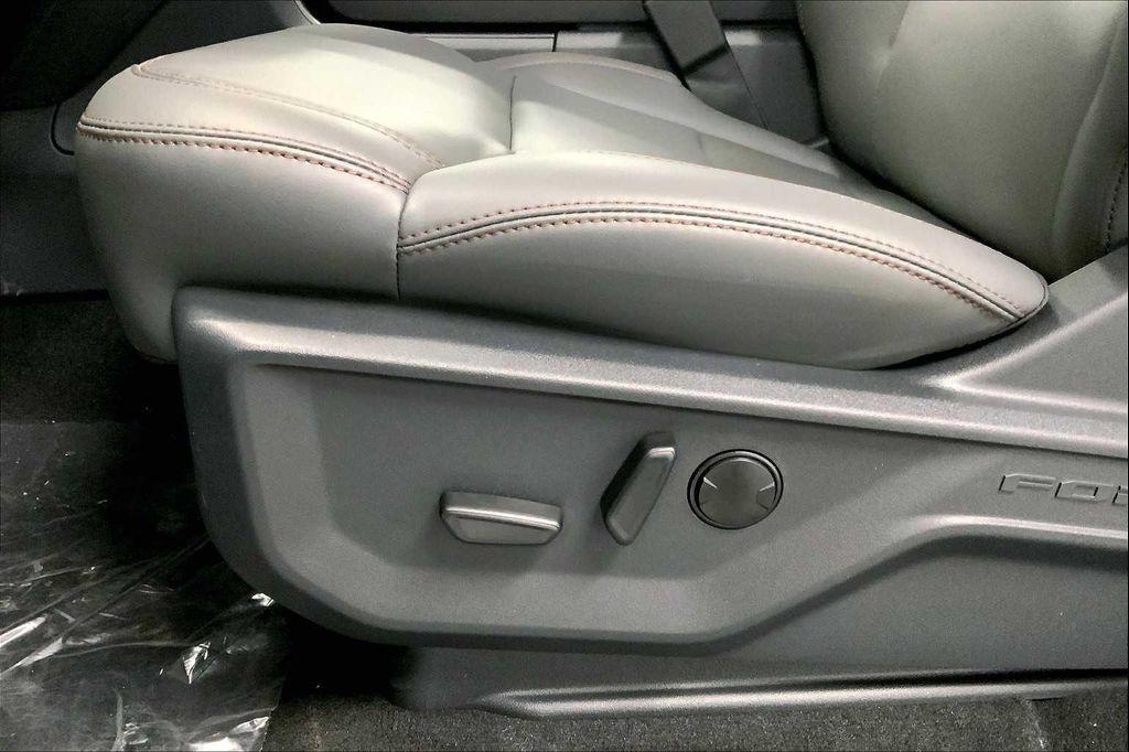 new 2025 Ford Expedition car, priced at $69,345