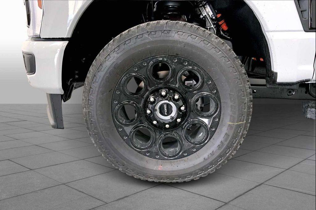 new 2025 Ford F-250 car, priced at $82,546