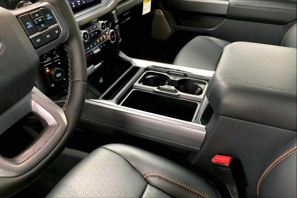 new 2025 Ford F-250 car, priced at $82,546