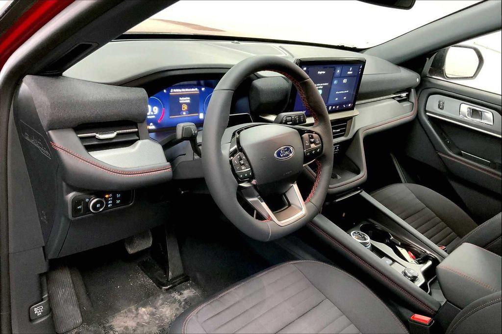 new 2025 Ford Explorer car, priced at $43,352