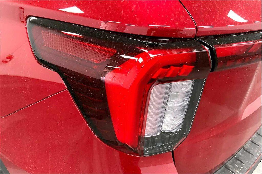 new 2025 Ford Explorer car, priced at $43,352