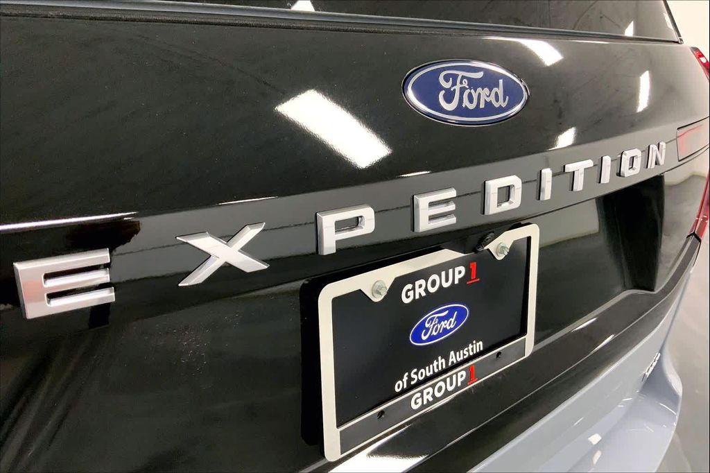 new 2025 Ford Expedition Max car, priced at $98,405