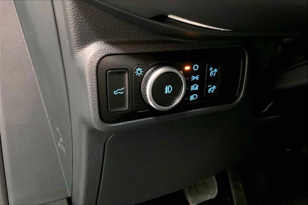 new 2025 Ford Explorer car, priced at $44,423