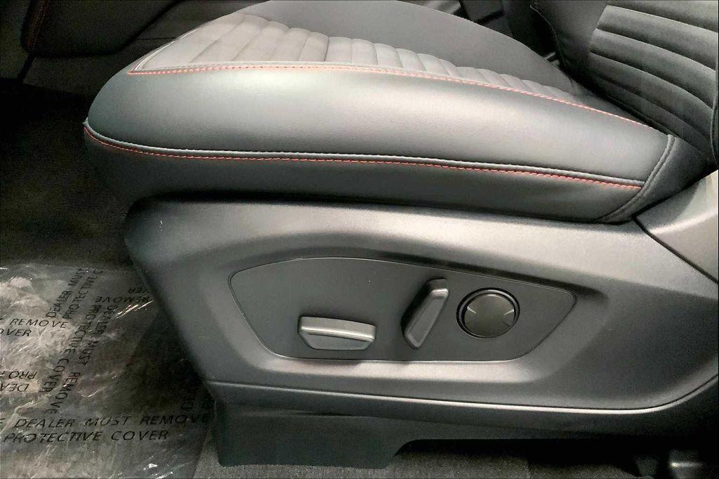 new 2025 Ford Explorer car, priced at $44,423