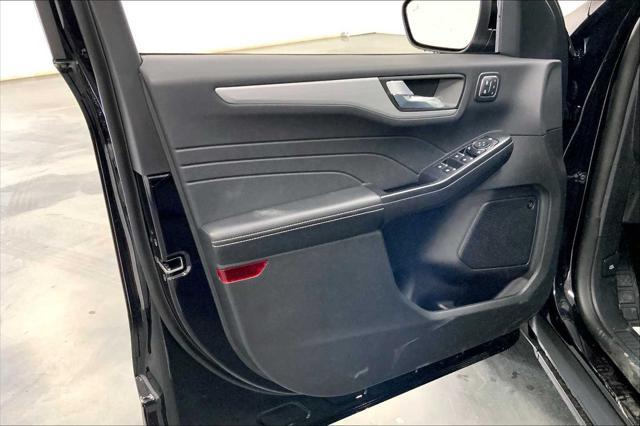 new 2025 Ford Escape PHEV car, priced at $42,080