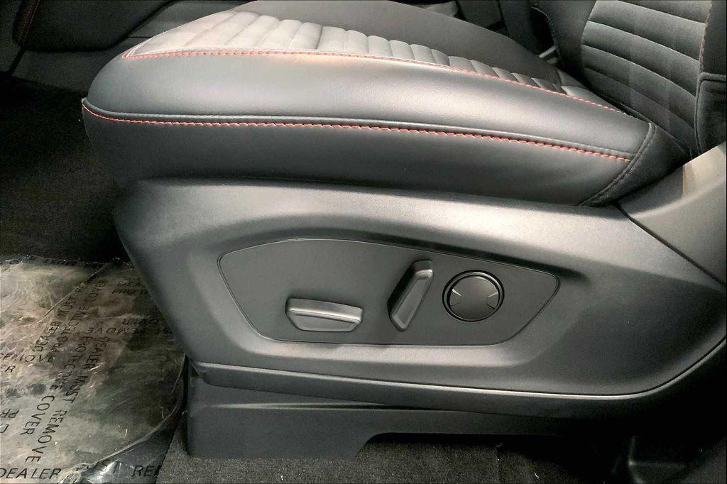 new 2025 Ford Explorer car, priced at $42,244