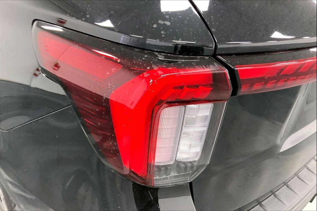 new 2025 Ford Explorer car, priced at $42,244