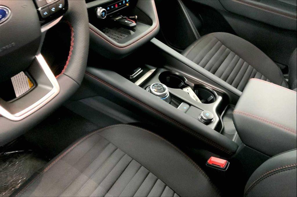 new 2025 Ford Explorer car, priced at $42,244