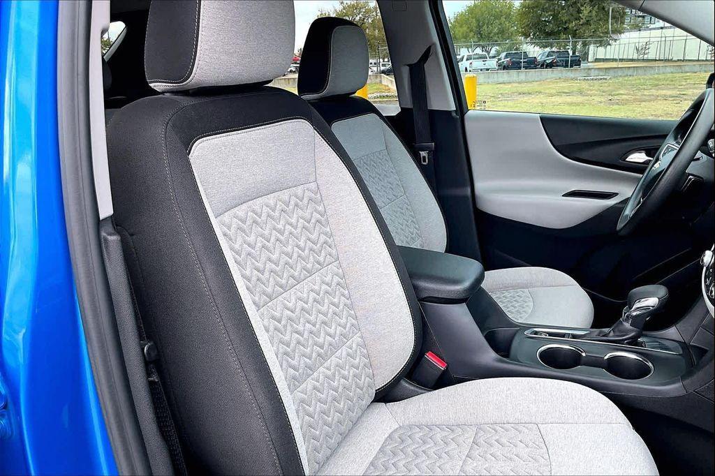 used 2024 Chevrolet Equinox car, priced at $17,982