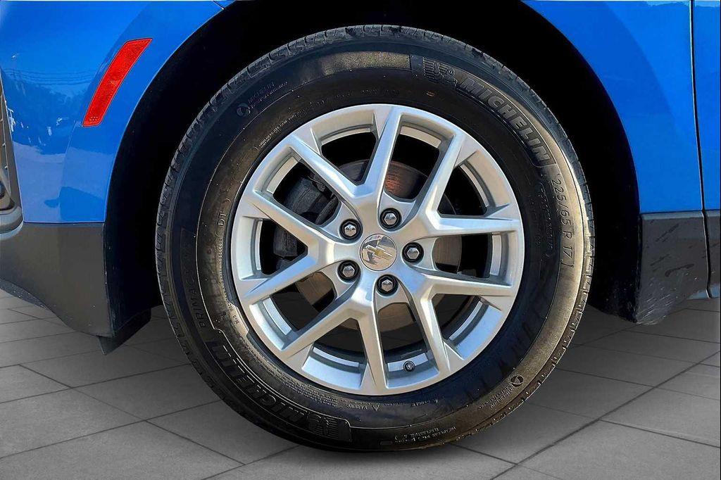 used 2024 Chevrolet Equinox car, priced at $17,982