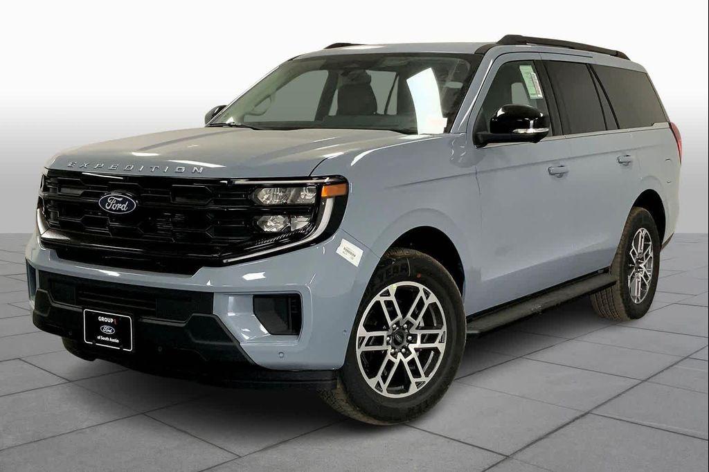 new 2025 Ford Expedition car, priced at $65,787