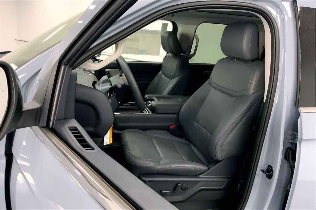 new 2025 Ford Expedition car, priced at $65,787