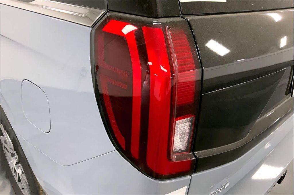 new 2025 Ford Expedition car, priced at $65,787