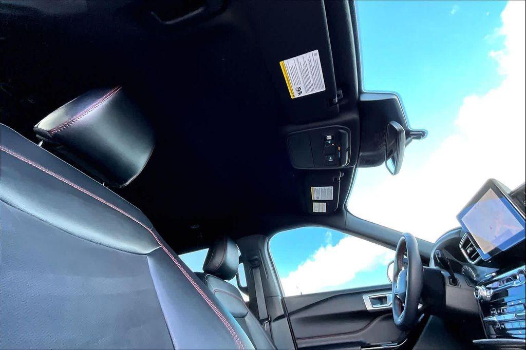 used 2024 Ford Explorer car, priced at $36,982