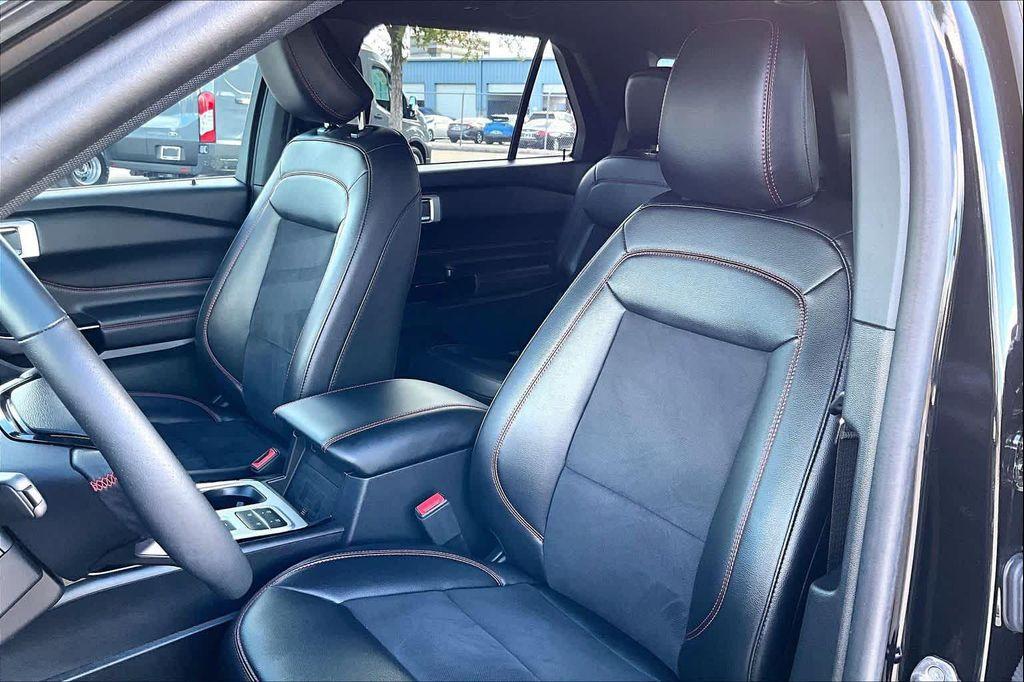 used 2024 Ford Explorer car, priced at $36,982