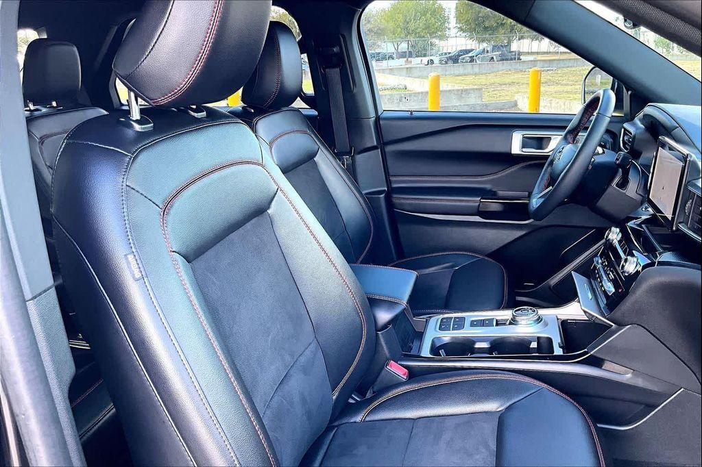 used 2024 Ford Explorer car, priced at $36,982