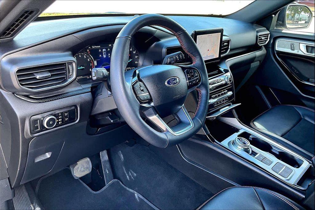 used 2024 Ford Explorer car, priced at $36,982