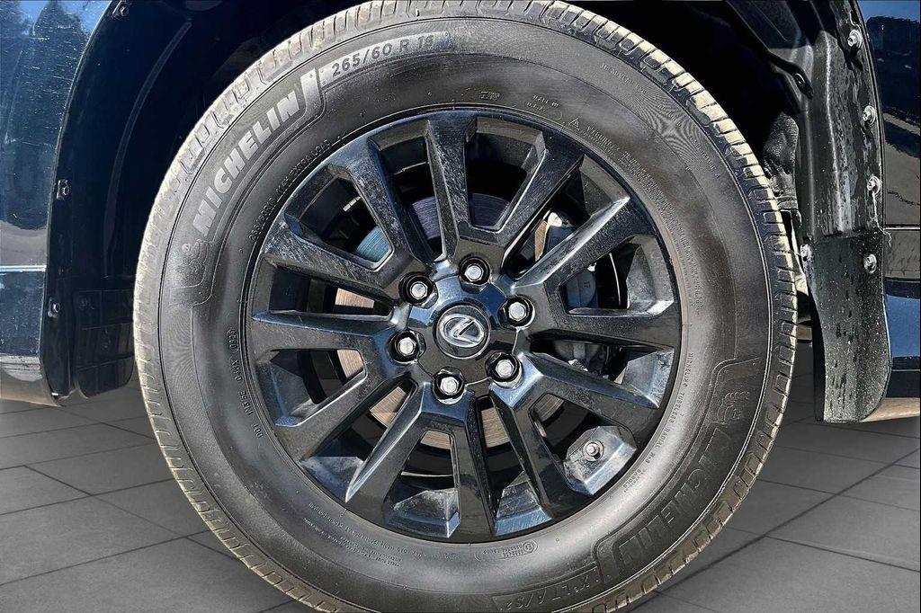 used 2022 Lexus GX 460 car, priced at $44,982