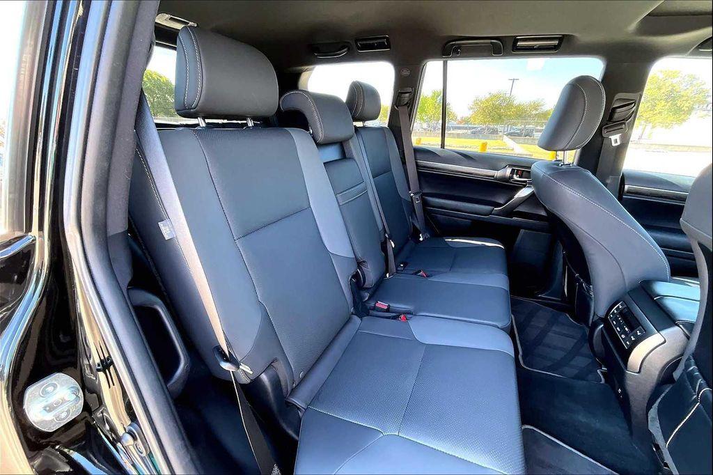 used 2022 Lexus GX 460 car, priced at $44,982
