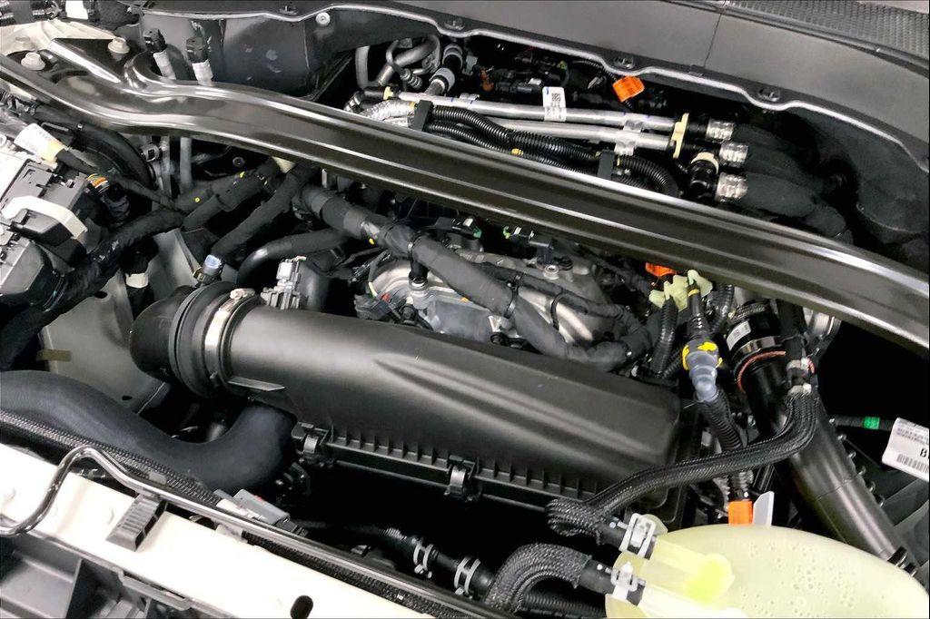 new 2025 Ford Explorer car, priced at $49,412