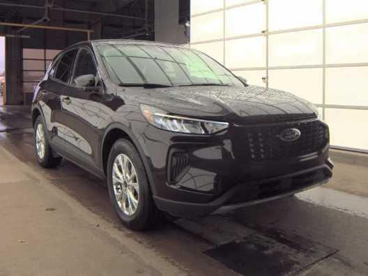 used 2023 Ford Escape car, priced at $24,675