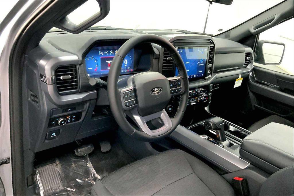 new 2025 Ford F-150 car, priced at $45,612